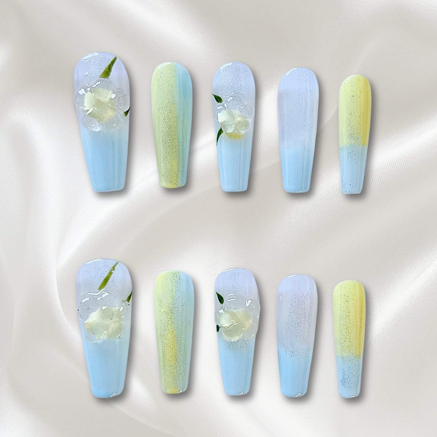 «SUMMER SKY BLOOM»- Blue & Yellow Ombré Press-On Nails with 3D Yellow Flowers, Fresh Spring Floral Design