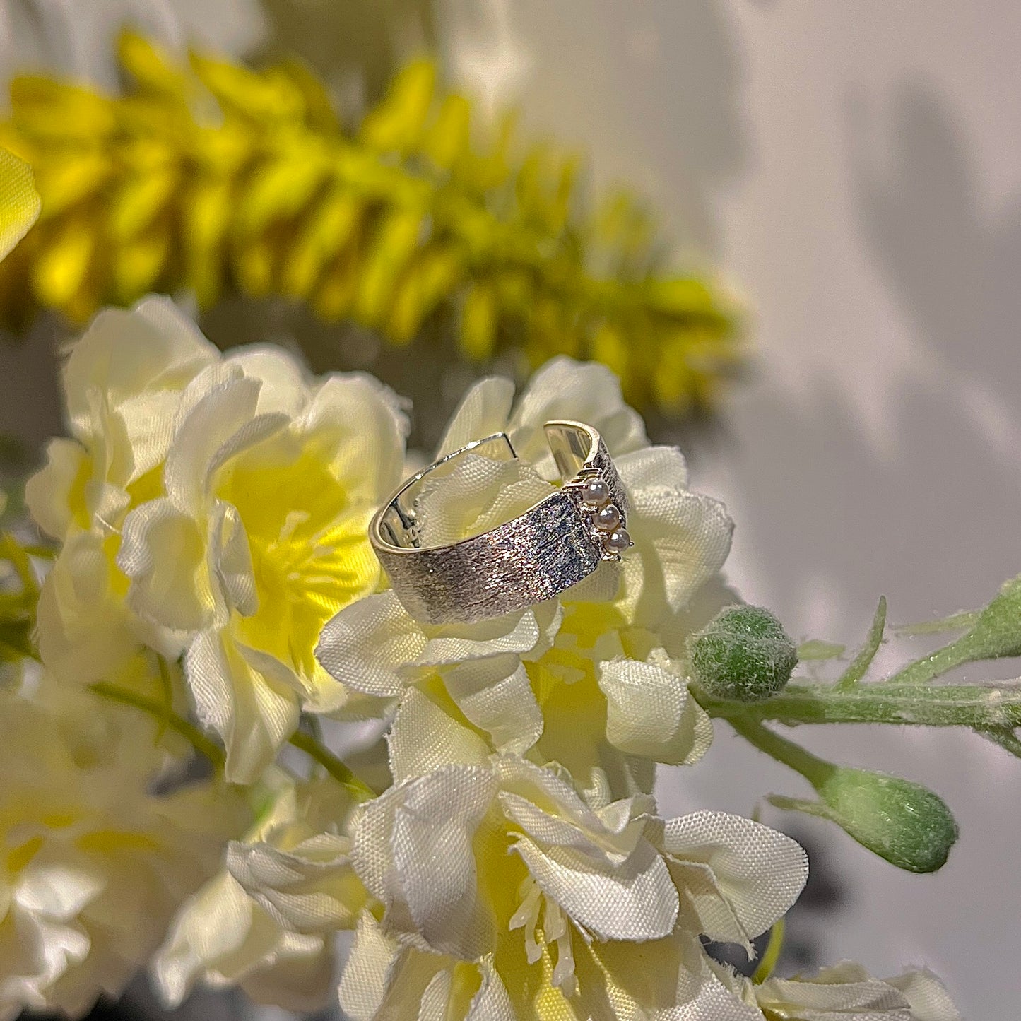 «LUNAR PEARL TEXTURE RING»- Sterling Silver Textured Band Ring with Mini Pearl Accents