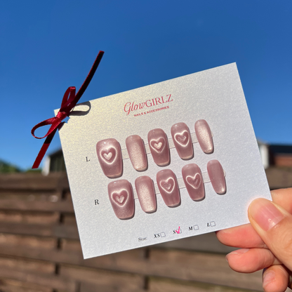 «AURORA HEARTBEAM NAILS»– Pink Cat Eye Press-On Nails with Glowing 3D Heart Design, Soft Glam & Coquette Style, Pink Iridescent Cat Eye Press-On Nails, 2025 Trending Nail Design