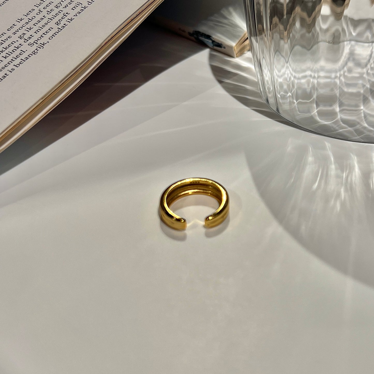 «CURVED GLOW BAND»— Polished Adjustable Ring