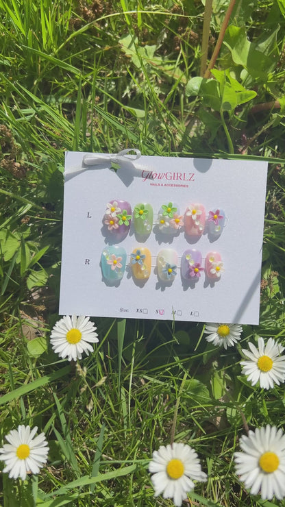 «FLORAL LASER BLOOM»- Holographic Press-On Nails with 3D Colorful Flowers, Sparkling artistic Design